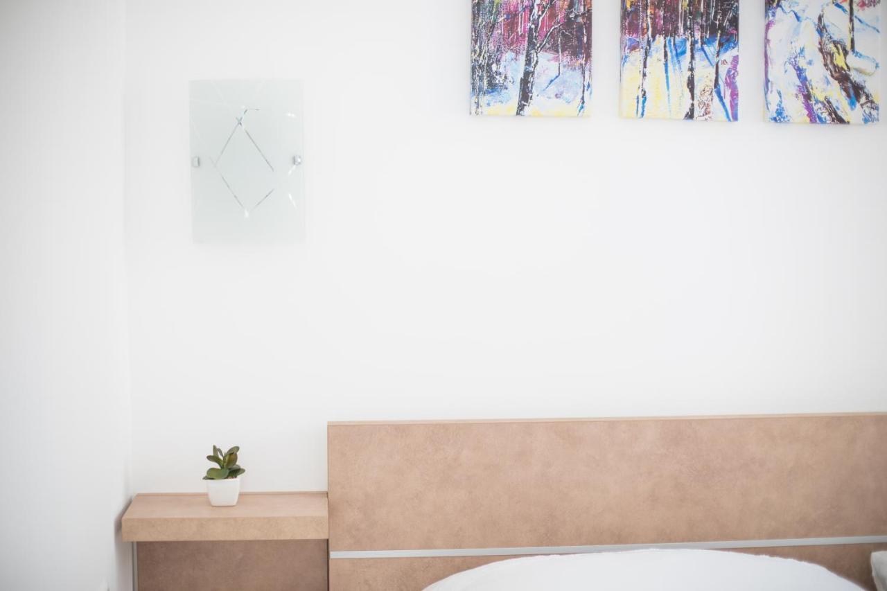Apartman Roza Podstrana Dış mekan fotoğraf